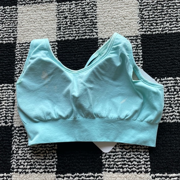 NWT Chicwish Sports Bra Small - Picture 4 of 4